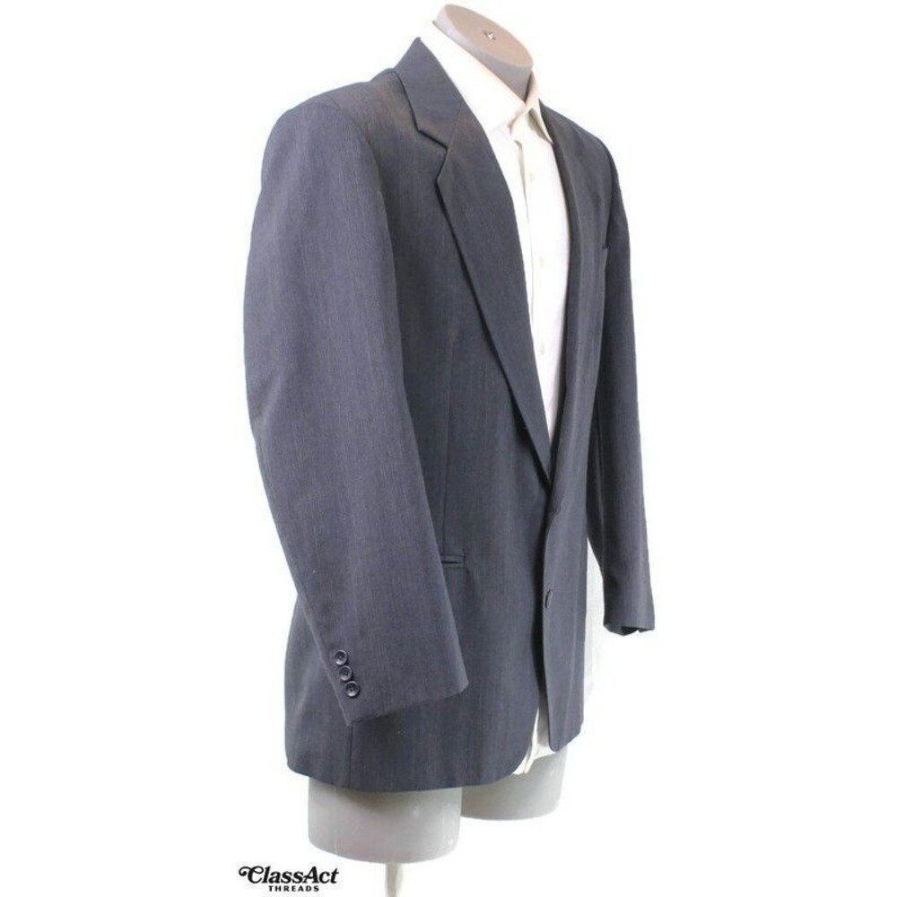 Haggar Gallery 2 Piece Suit Gray striped 2 Btn 40R Pleated Fronts 34" Waist - Picture 4 of 9